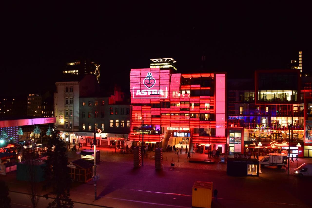 Hamburger Alm Hotel St. Pauli Exteriör bild